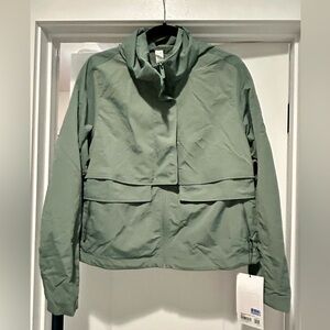 lululemon Always Effortless Jacket - size 8 NWT